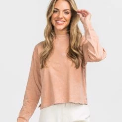 Outlet 🔔 Southern 👕 Shirt Co. Mockneck Acid Wash Crop Top ❤️